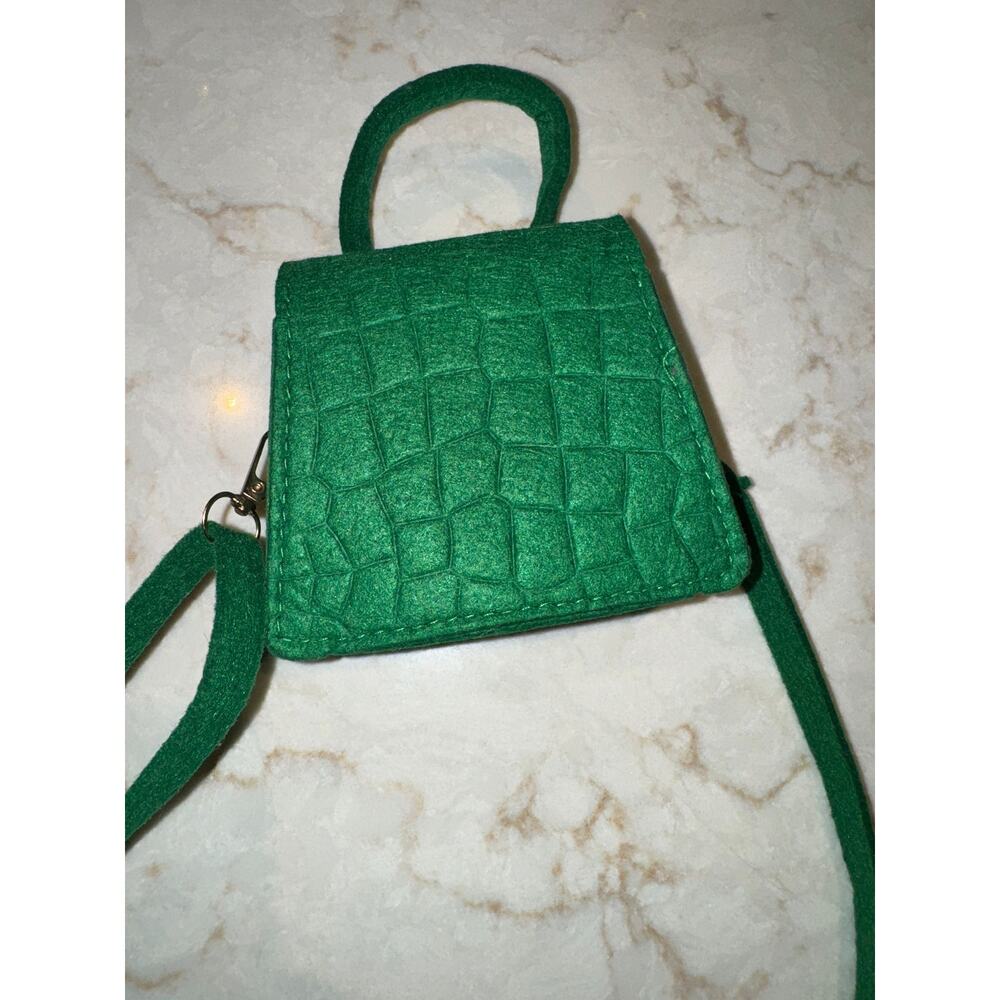 Mini Crocodile-Embossed Soft Touch Felt Crossbody Bag – NWOT - Picture 8 of 10